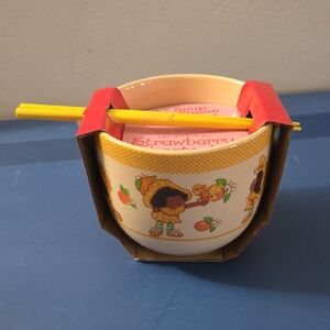Strawberry Shortcake Bowl Set with Yellow Chopsticks And Spoon